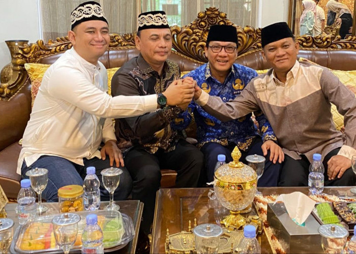 Silaturahmi Hangat Bambang - Rafieq Bersama Wahdi - Qomaru