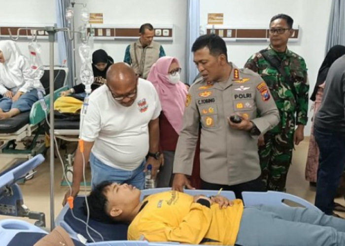 Ratusan Santri di Sidoarjo Keracunan MBG, 431 Orang Dievakuasi ke Rumah Sakit