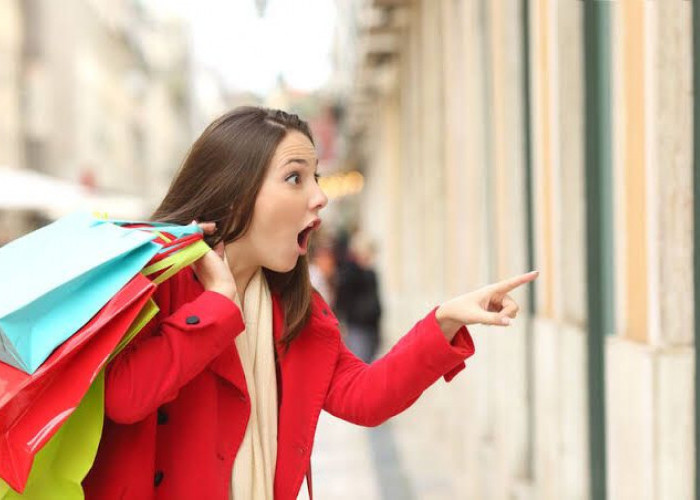 Warga Indonesia Digempur oleh Gelombang Impulse Buying, Dompet Menjerit Tanpa Peringatan