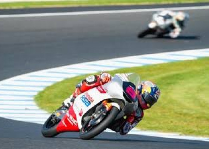 Sejarah Baru! Veda Ega Jadi Pembalap Indonesia Pertama Raih Pole Position Moto3