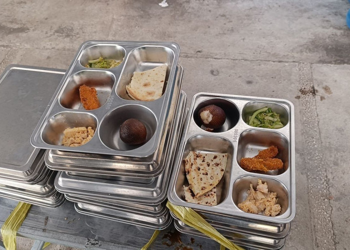 352 Siswa Keracunan MBG, Dapur di Lombok Tengah Tak Cantumkan Stiker Kedaluwarsa