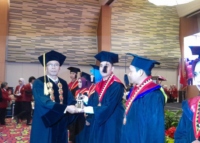 Wisuda ke-47, Universitas Tulang Bawang (UTB) Lampung Luluskan 334 Mahasiswa Siap Berkarir