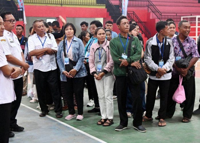 Pemkab Lampung Selatan berangkatkan 90 peserta wisata rohani lintas agama