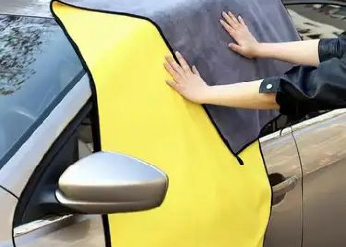 Rekomendasi 3 Jenis Lap Mobil Terbaik, Bikin Cat Kinclong Tanpa Baret