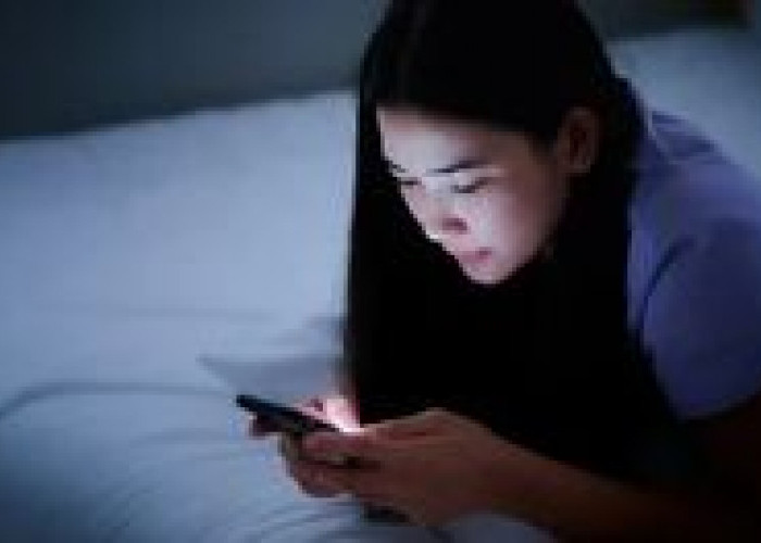 Terlalu Lama di Depan Layar, Benarkah Kulit Jadi Lebih Kusam?