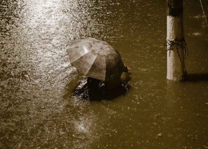 Topan Dolphin Landa China, Beijing hingga Henan Dilanda Banjir