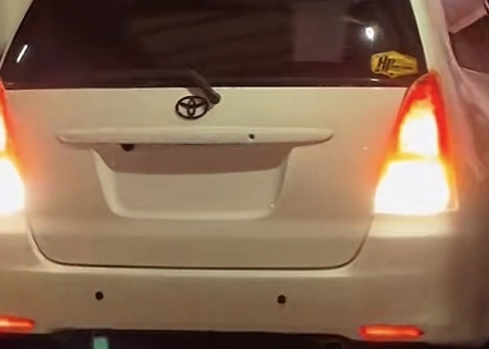 Jangan Sembarangan Ganti! Ini Alasan Lampu Mobil dan Motor Ada yang Merah, Kuning, dan Putih