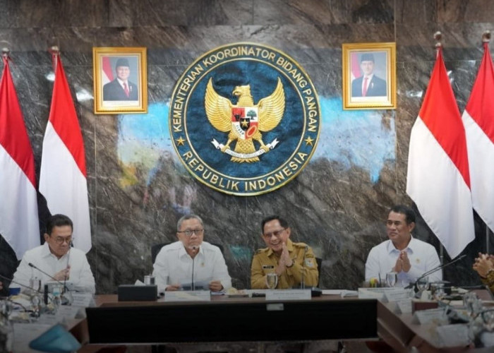 Jelang Nataru, Stok Beras Bulog Capai 4,5 Juta Ton dan Aman Hingga 10 Bulan