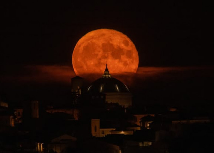 Sturgeon Moon Muncul Malam Ini, Fenomena Bulan Purnama yang Sayang Dilewatkan