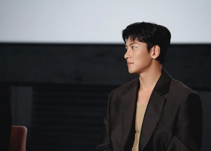 Aktor Ji Chang Wook Sampaikan Belasungkawa Mendalam untuk Korban Bencana Banjir dan Longsor Sumatera