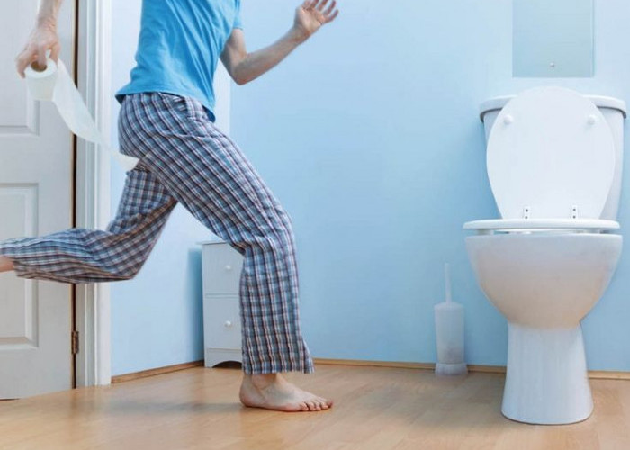 Semakin Banyak Minum Air Putih, Mengapa Jadi Sering Buang Air Kecil?