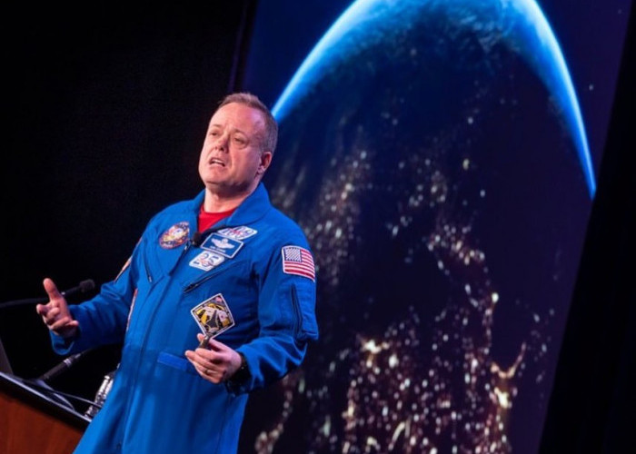 Pengalaman 178 Hari di Luar Angkasa Mengubah Pandangan Astronot tentang Kehidupan di Bumi