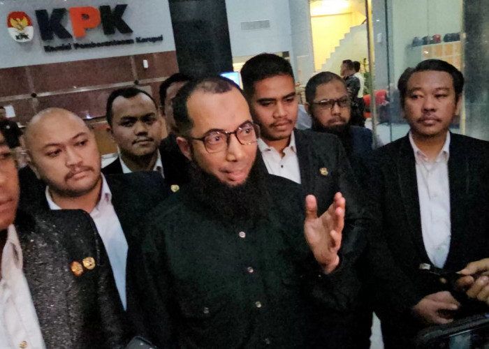 Ustadz Khalid Basalamah Penuhi Panggilan KPK Soal Saksi Perkara Dugaan Korupsi Kuota Haji Kemenag