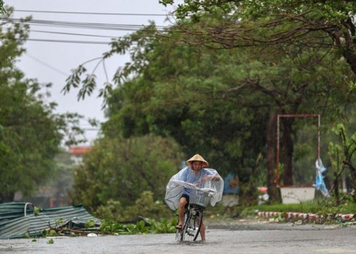 Badai Bualoi Terjang Vietnam, 11 Orang Tewas, Puluhan Hilang