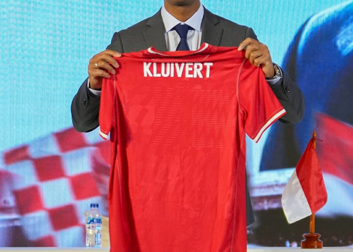 Patrick Kluivert Resmi Jadi Pelatih Timnas Indonesia, Tantangan Baru di Depan Mata