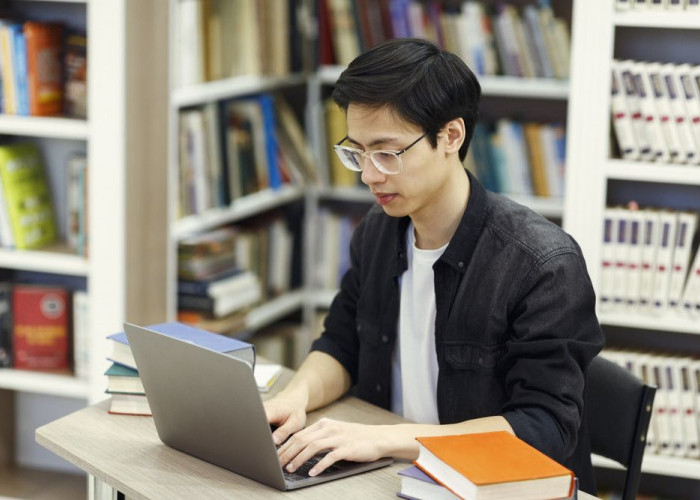 Antara Nilai dan Skill: Apa yang Lebih Dibutuhkan di Dunia Kerja?