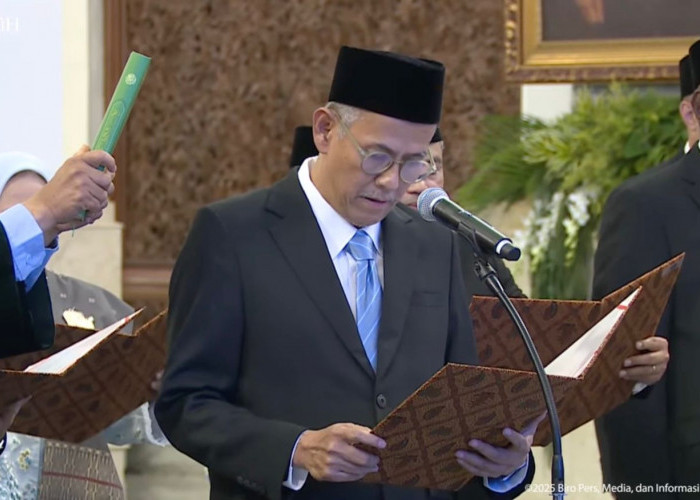 Anggito Abimanyu Resmi Jadi Ketua LPS, Prabowo Lantik 6 Anggota Dewan Komisioner Baru