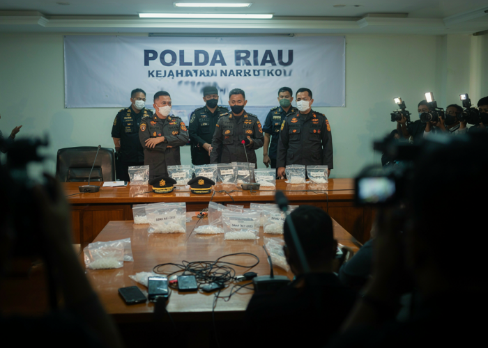 Polda Riau Gagalkan Peredaran 34,96 Kg Sabu, Lima Tersangka Diamankan
