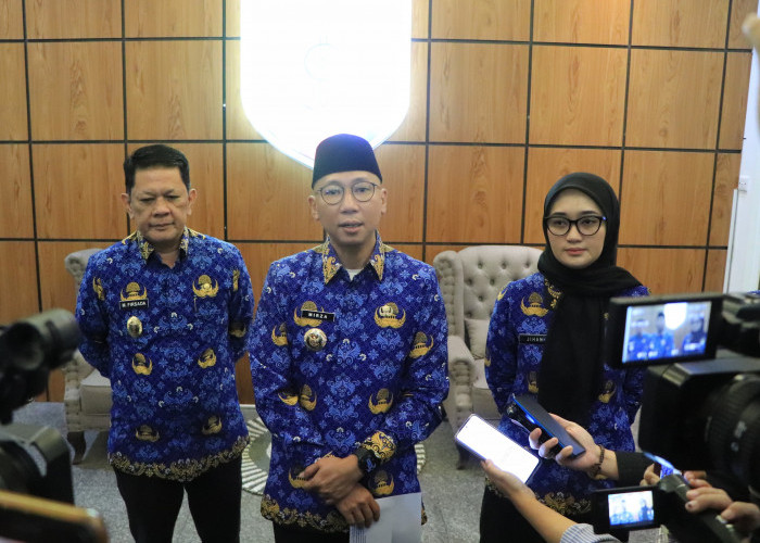 Siap-siap, Besok Gubernur Mirza Akan Cairkan THR untuk 12.980 PNS dan 6.298 PPPK di Provinsi Lampung .