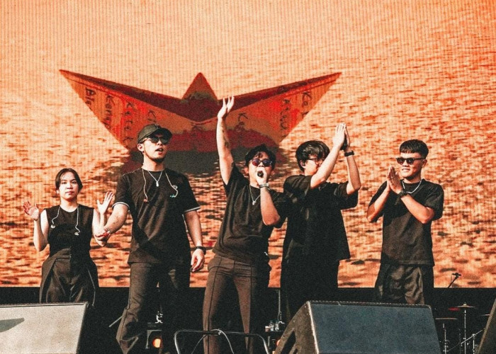 Dari Penyangkalan hingga Pulang, Empat Lagu for Revenge yang Mewakili Perjalanan Patah Hati