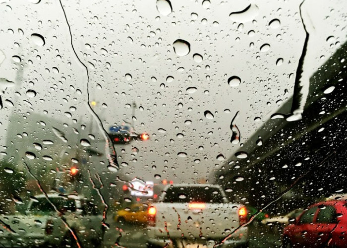 PRAKIRAAN CUACA LAMPUNG : Waspada Kota Bandar Lampung Akan Diguyur Hujan Lebat Siang dan Malam Hari