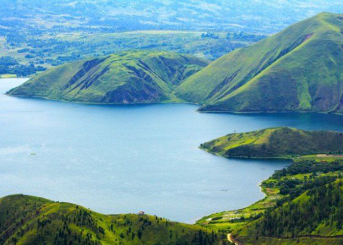 Kota yang Hilang di Dasar Danau Toba: Mitos atau Fakta?