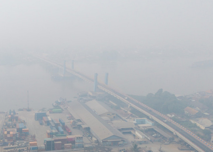 Kabut Asap Makin Tebal, Kualitas Udara Palembang Capai Level Berbahaya