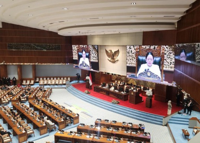 DPR Sahkan RUU Pelindungan Ketenagakerjaan Jadi Undang-Undang