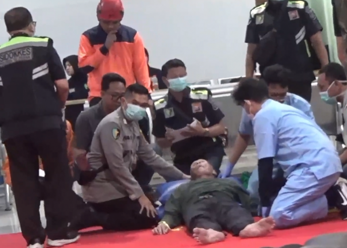 ISAK TANGIS DI TANJUNG PERAK: Cerita Mencekam 122 Korban KMP Mutiara Sentosa II Lolos dari Maut