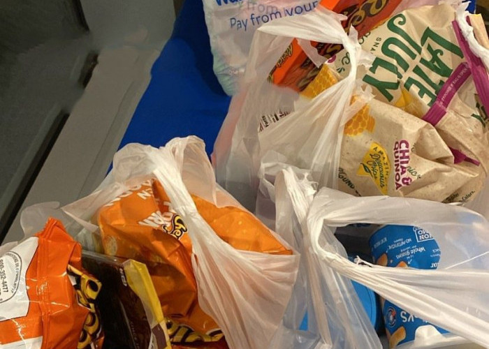 Tips Mengurangi Kebiasaan Jajan Berlebihan agar Pengeluaran Lebih Terkontrol