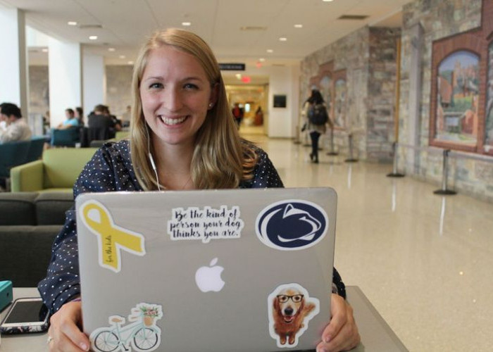 Menempel Stiker di Laptop Berisiko Rusak, Ini Penjelasannya