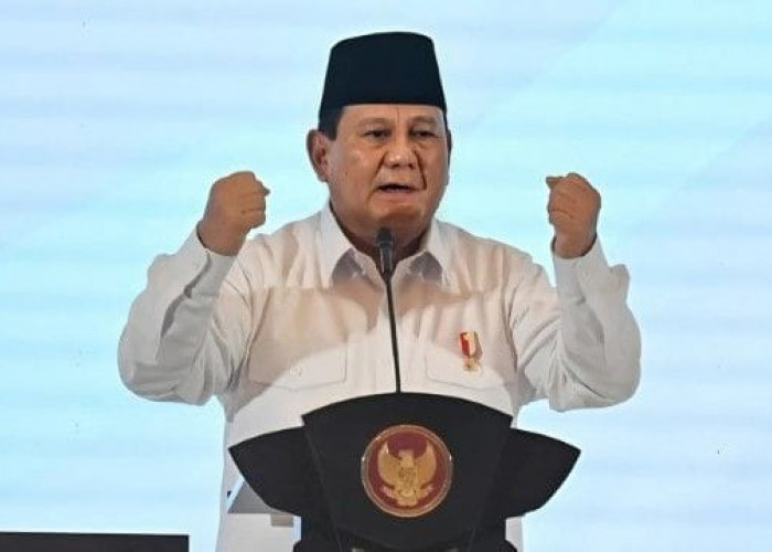 Prabowo Sebut Strategi Kabinet di Arah yang Benar Saat Pimpin Sidang Kabinet