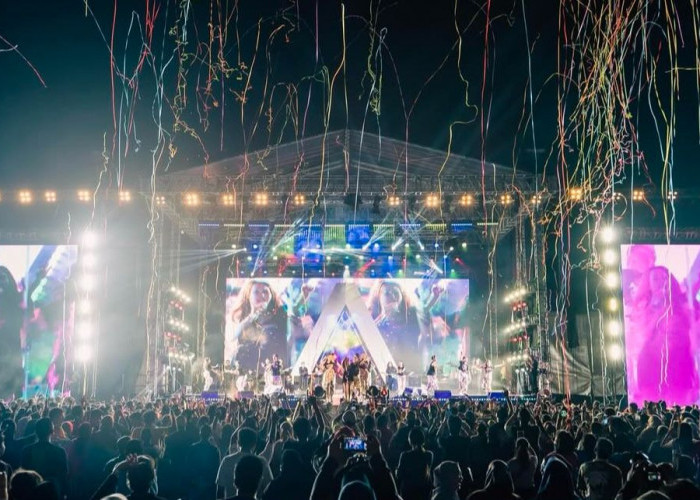 Dangdut Rasa Idol Korea! Konser Ayu Ting Ting Penuh Kejutan dan Hebohkan Penonton!