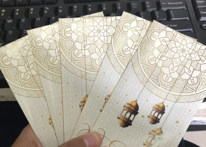 Pemberian THR Jadi Momen yang Dinantikan Menjelang Lebaran