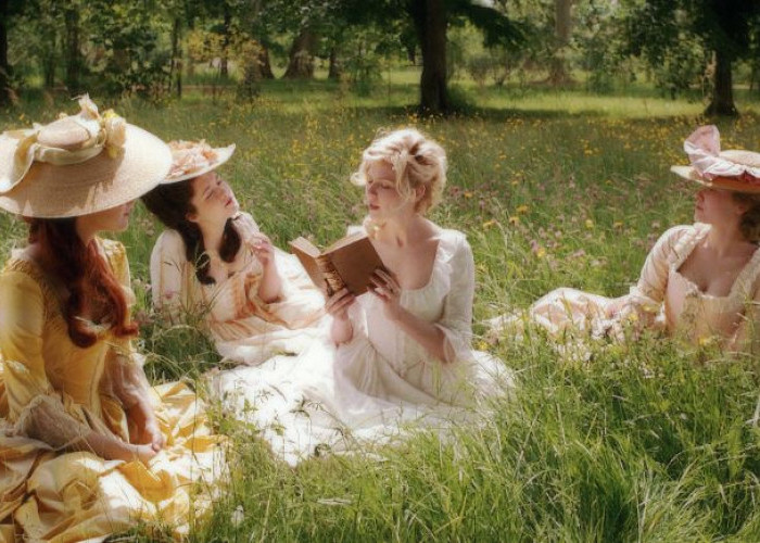  5 Film dengan Visual Kerajaan yang Memanjakan Mata