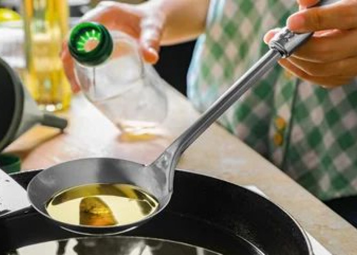 Ini 5 Trik Rahasia Masak Enak dengan Sedikit Minyak Goreng yang Wajib Dicoba Emak-Emak