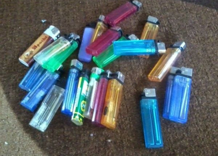 Bisa Meledak Bak Granat! Ini 5 Bahaya Menaruh Korek Gas di Atas Dasbor Mobil Saat Parkir 