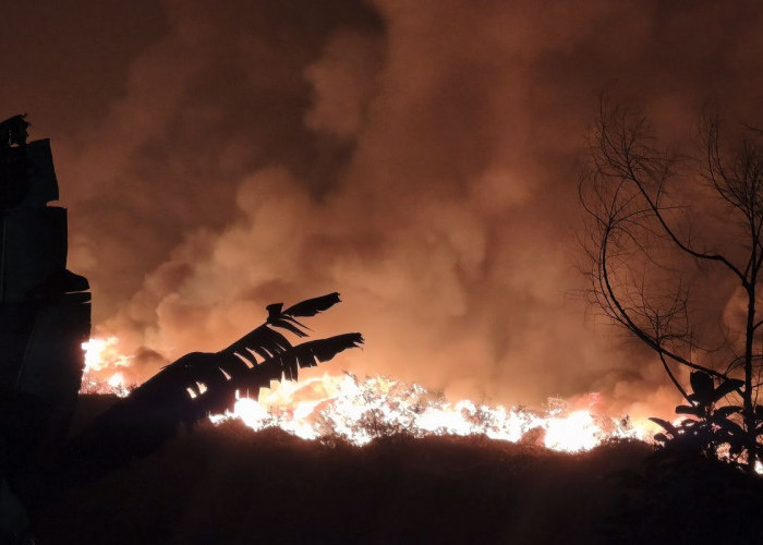 TPA Galuga Bogor Terbakar, Petugas Masih Padamkan Sejumlah Titik Api