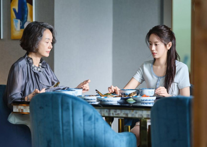 Film Horor My Home Tayang 25 November, Jang Gyuri dan Bae Jong Ok Hadirkan Teror Apartemen Mewah
