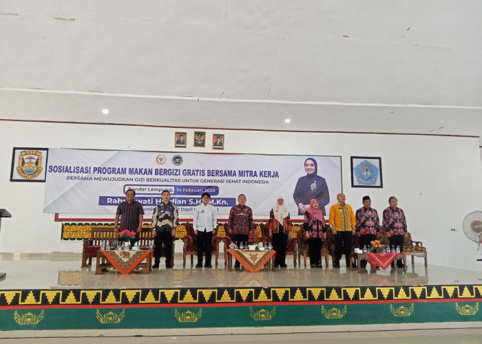 Program Pemerintah : Anggota Komisi IX DPR RI Bersama BGN Sosialisasi Makan Bergizi Gratis