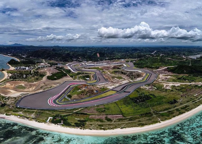 Mengenal Mandalika, Sirkuit Balap Modern yang Dikelilingi Destinasi Wisata