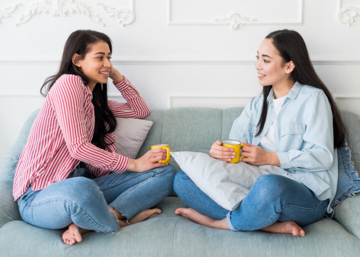 Cara Menjadi Pendengar yang Baik, Kunci Komunikasi Sehat 