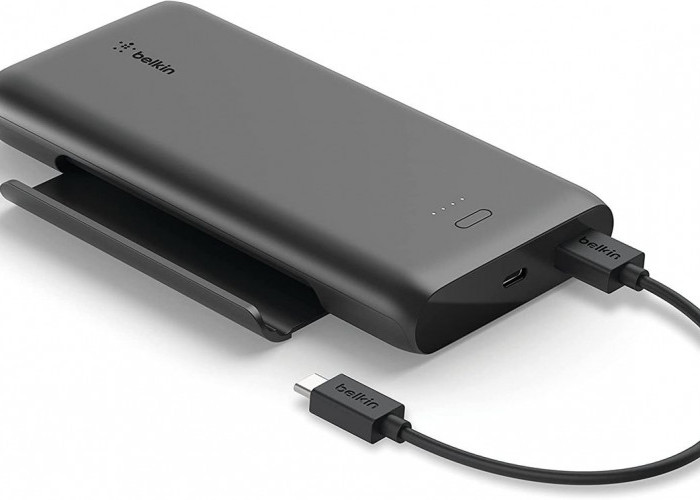 Jangan Taruh Powerbank di Bagasi Motor! Waspada Risiko Meledak di Tengah Terik Cuaca Lampung