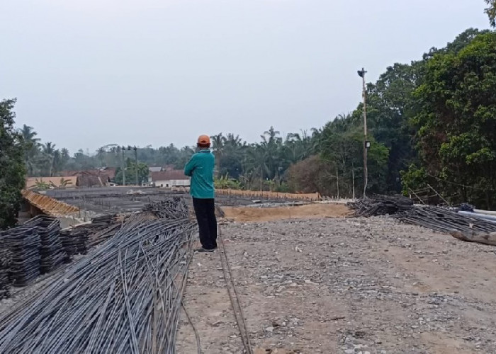 50 Tahun Menanti, Warga Kampung Mujirahayu - Candirejo Senang Jembatan Hampir Jadi