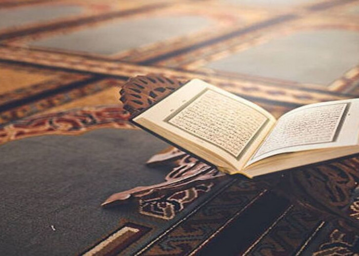 Membaca Al-Qur'an: Terapi Spiritual untuk Kesehatan Mental