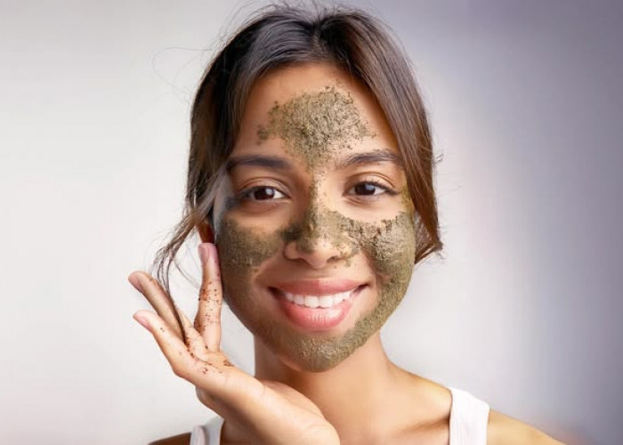 Eksfoliasi dan Kelembapan: Kunci Kulit Sehat, Cerah, dan Glowing