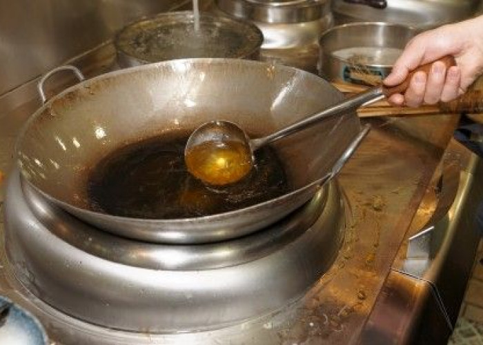 Bahaya Minyak Jelantah: Mengapa 'Sayang Minyak' Bisa Berujung Penyakit Kronis?