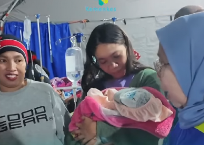 Di Tengah Krisis Pascagempa, Ibu Hamil dan Balita di Pengungsian Jadi Prioritas