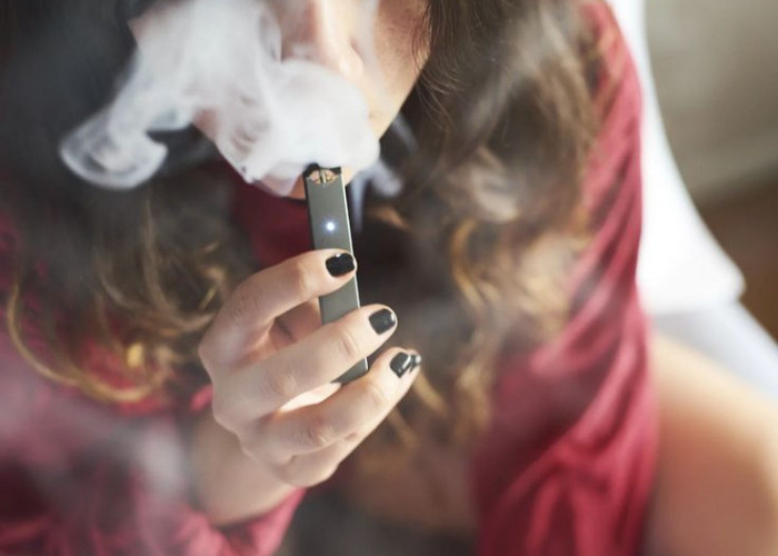 Apa Benar Vape Lebih Berbahaya dari Rokok Konvensional?