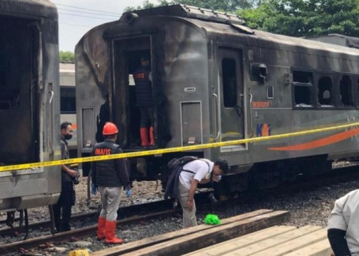 Misteri Kebakaran 3 Gerbong di Stasiun Tugu Yogyakarta, Polisi Masih Selidiki Asal Api